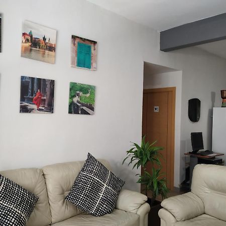 Pension Uzturre ซานเซบาสเตียน ภายนอก รูปภาพ