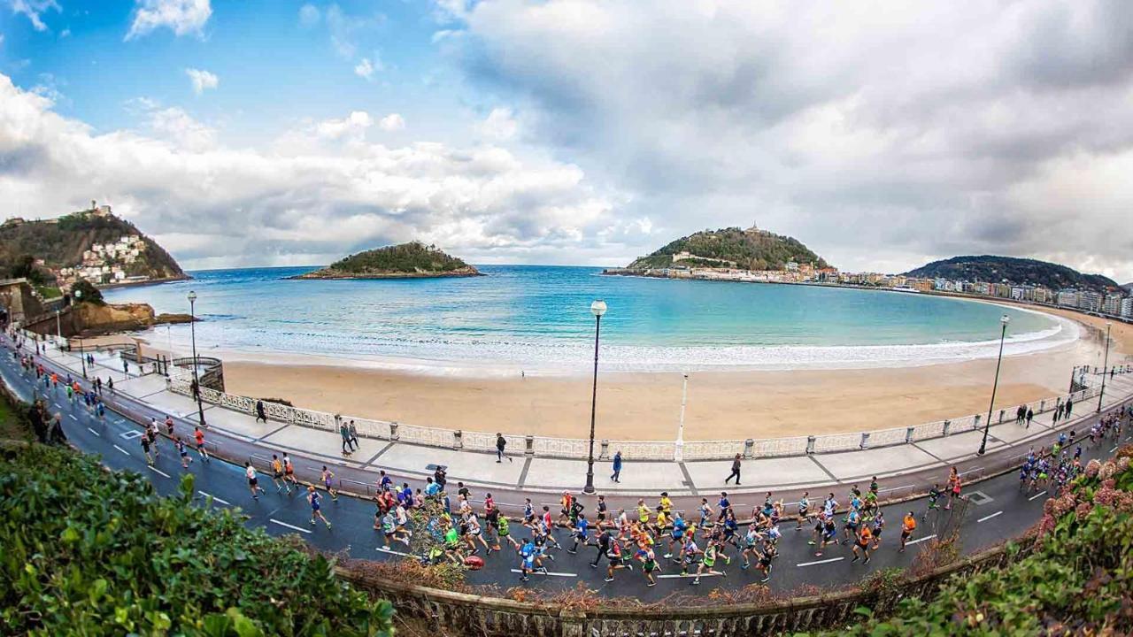 Pension Uzturre ซานเซบาสเตียน ภายนอก รูปภาพ